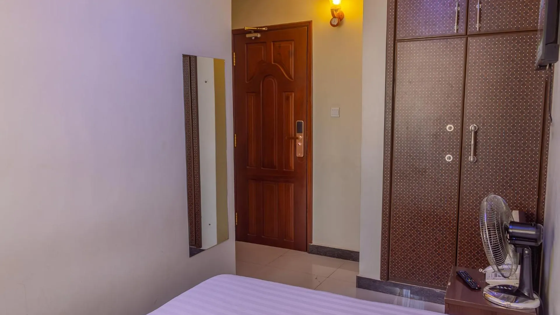 Vinetea Hotel Kampala 3*,